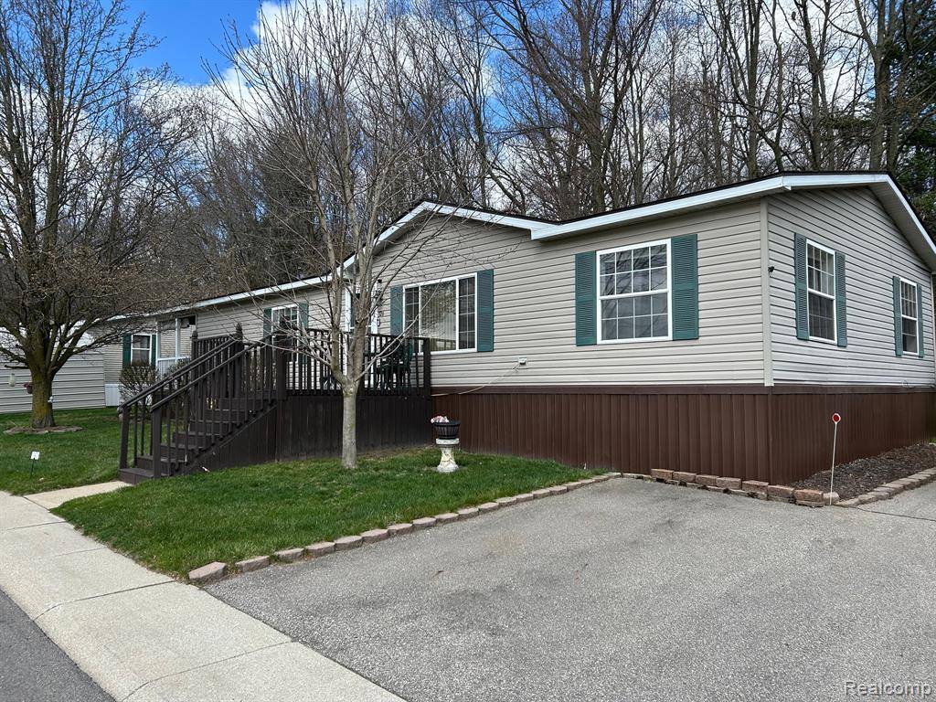Oxford Twp, MI 48371,326 Basket Branch