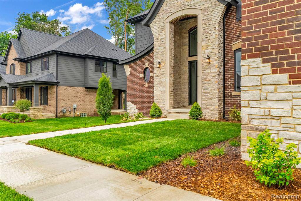 Shelby Twp, MI 48315,11891 Ovation Court