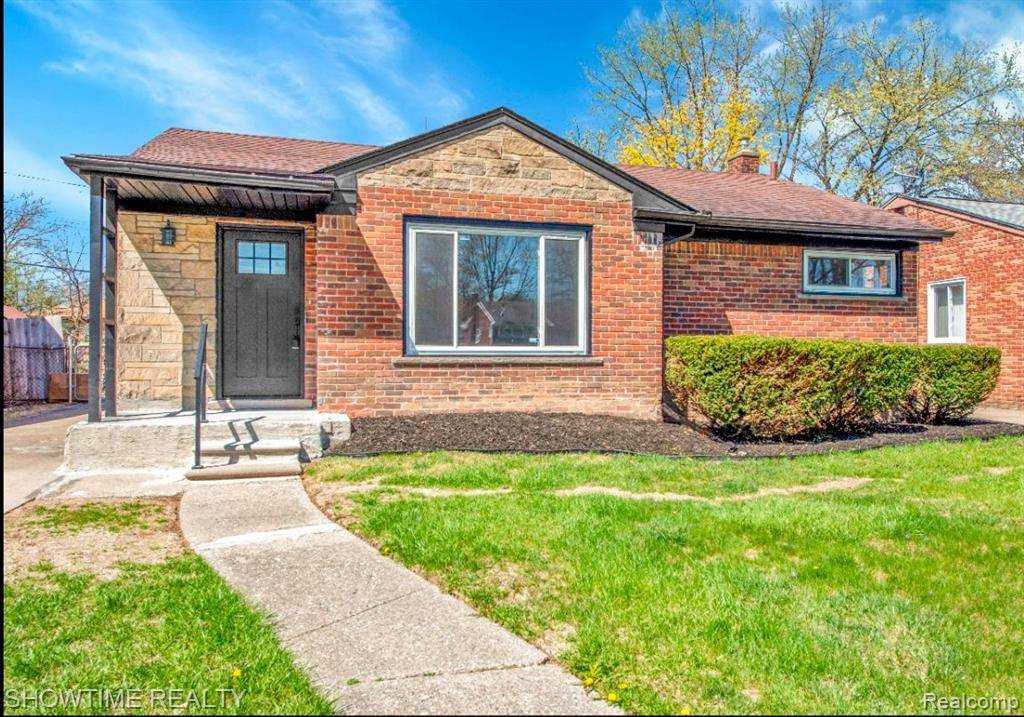 Oak Park, MI 48237,24281 KENOSHA Street