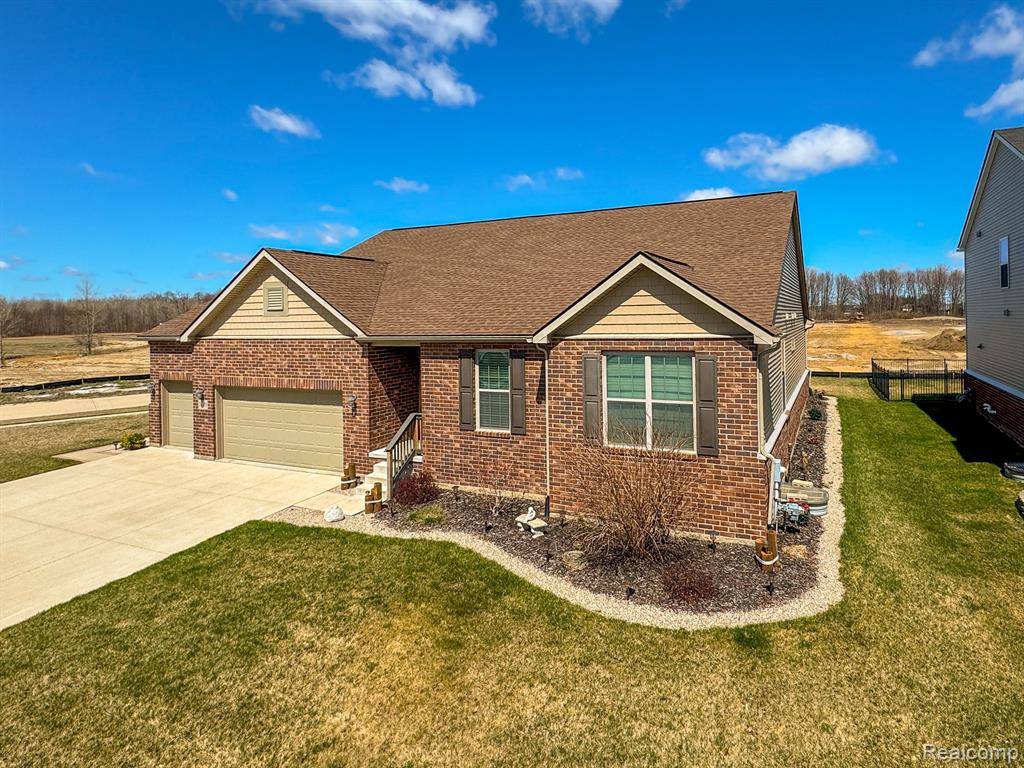 Macomb Twp, MI 48042,24435 KABARDA Drive