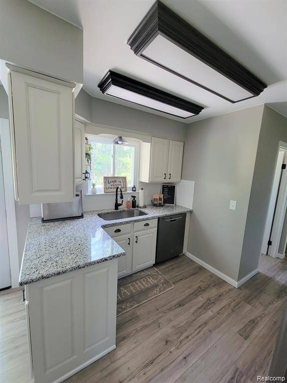 Independence Twp, MI 48348,5152 WHIPPLE LAKE Road