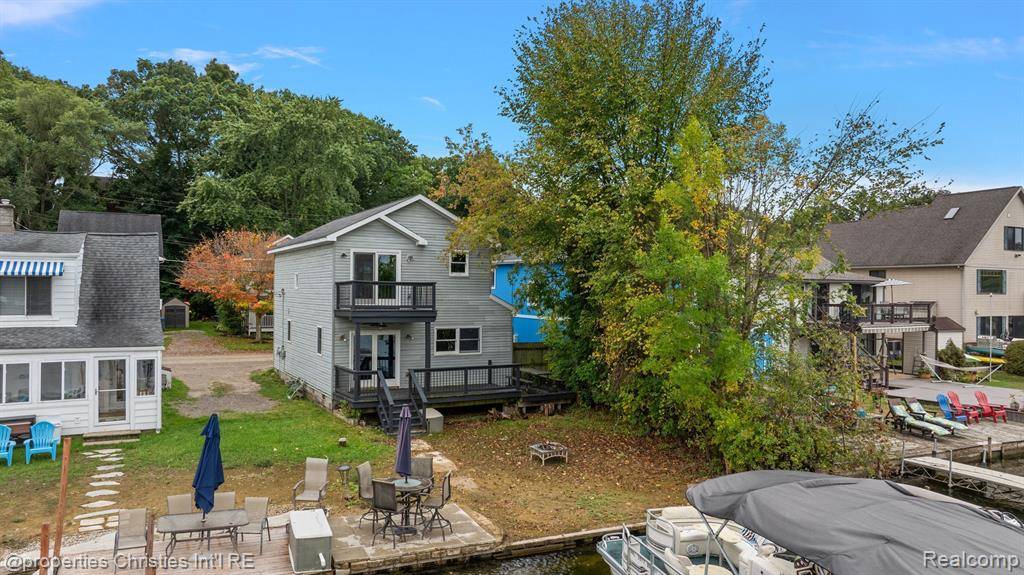 Hamburg Twp, MI 48116,8873 Lagoon Drive