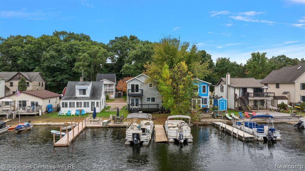 Hamburg Twp, MI 48116,8873 Lagoon Drive