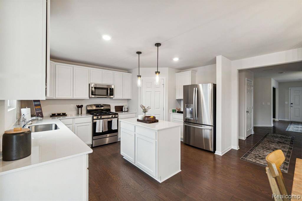 Holly Twp, MI 48442,380 EDGE BROOK Drive