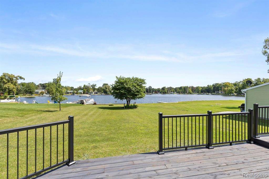 Surrey Twp, MI 48622,3133 BULL DOG Lane