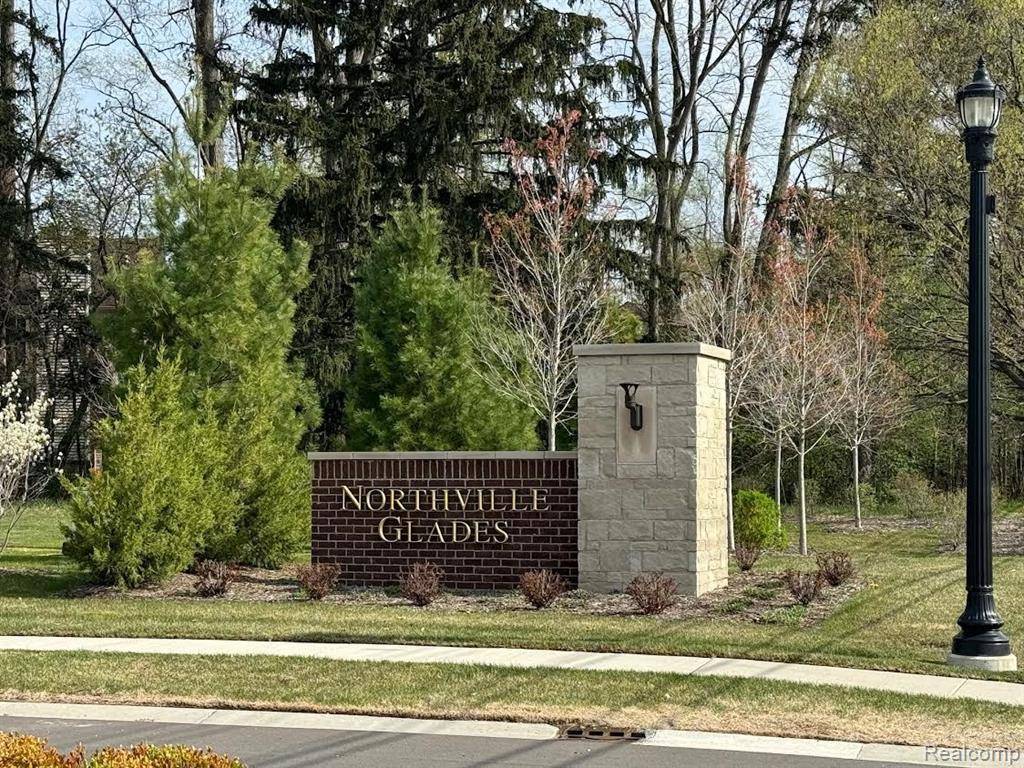 Northville Twp, MI 48170,39985 PREMIER Drive