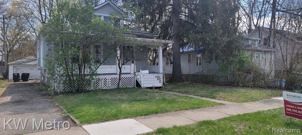 Detroit, MI 48219,17544 COOLEY Street