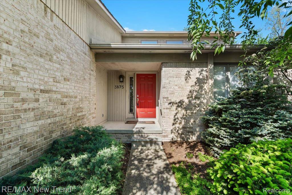 Troy, MI 48083,3875 WAYFARER Drive