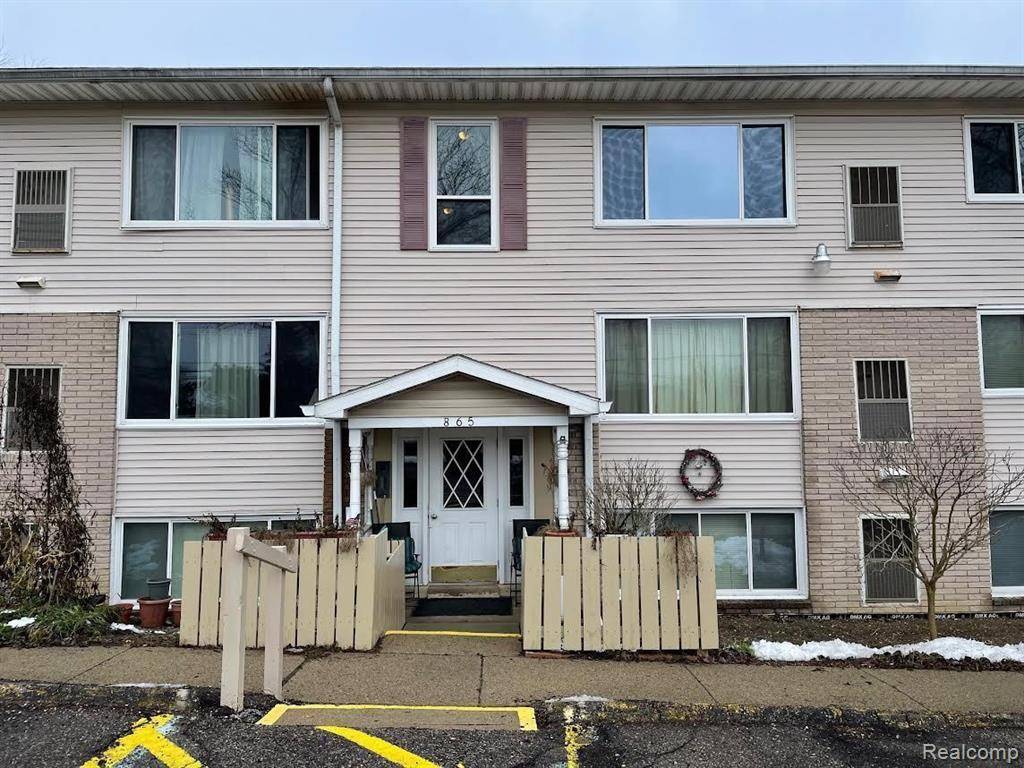 Milford Twp, MI 48381,865 E SUMMIT Street 15