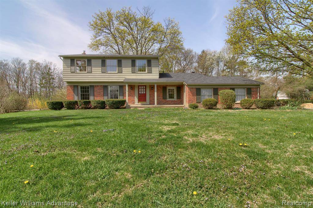Plymouth Twp, MI 48170,46895 BETTYHILL