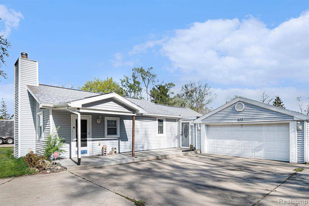 Lansing, MI 48911,932 R G Curtiss Avenue