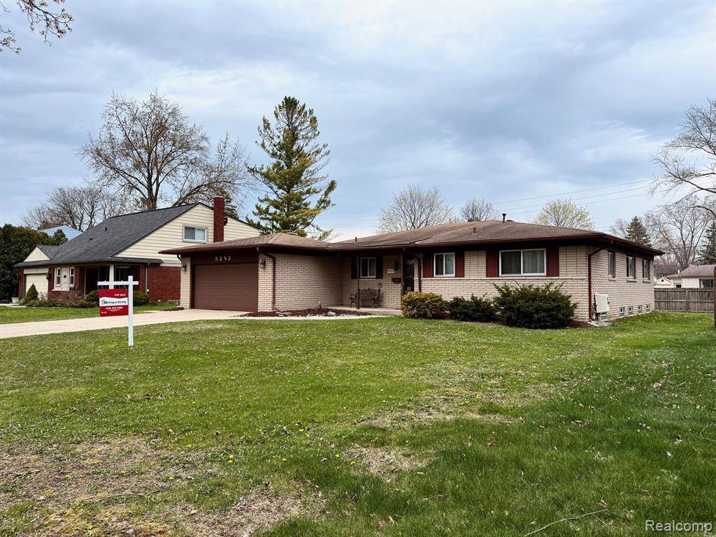 Troy, MI 48085,5292 ABINGTON Drive