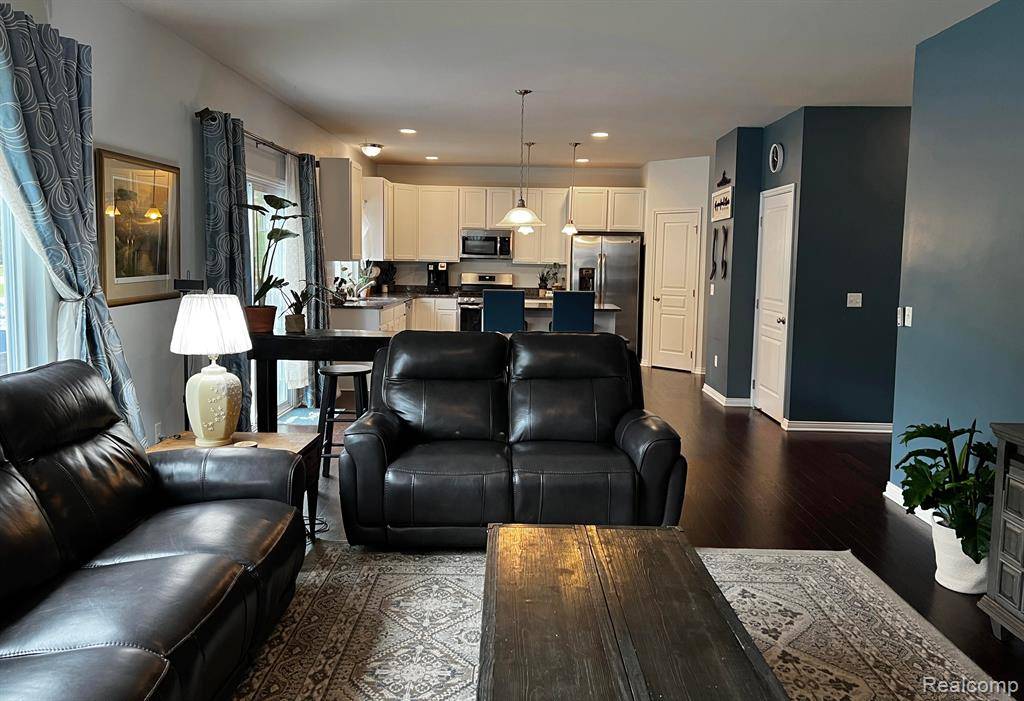 Holly Twp, MI 48442,285 BEAVER Run