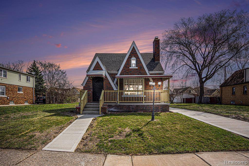 Detroit, MI 48221,17176 BIRWOOD Street