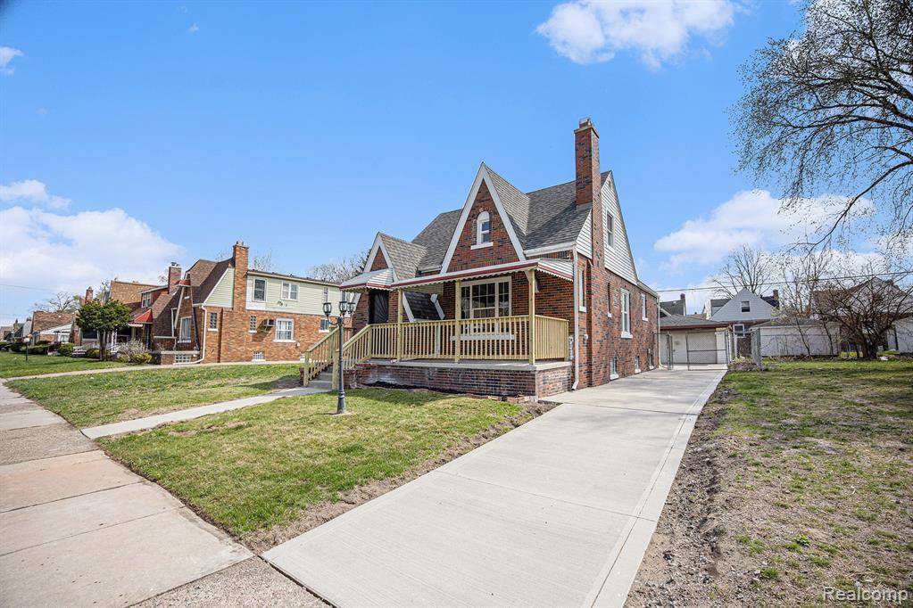 Detroit, MI 48221,17176 BIRWOOD Street