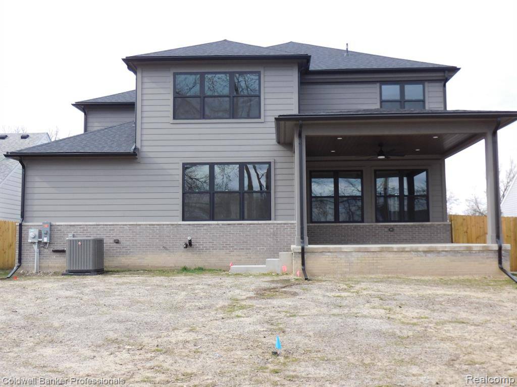 Royal Oak, MI 48073,3521 Chester