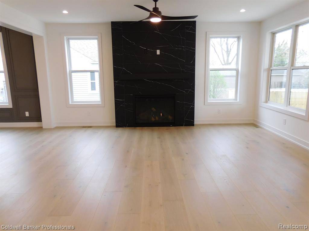Royal Oak, MI 48073,3521 Chester