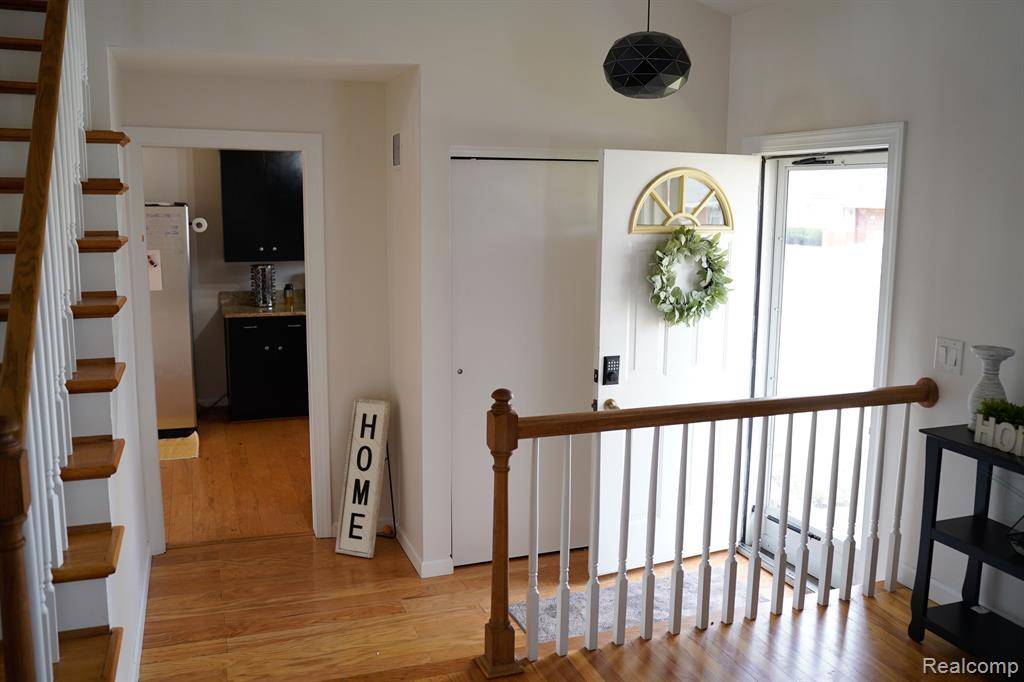 Clawson, MI 48017,1210 KEY WEST Drive