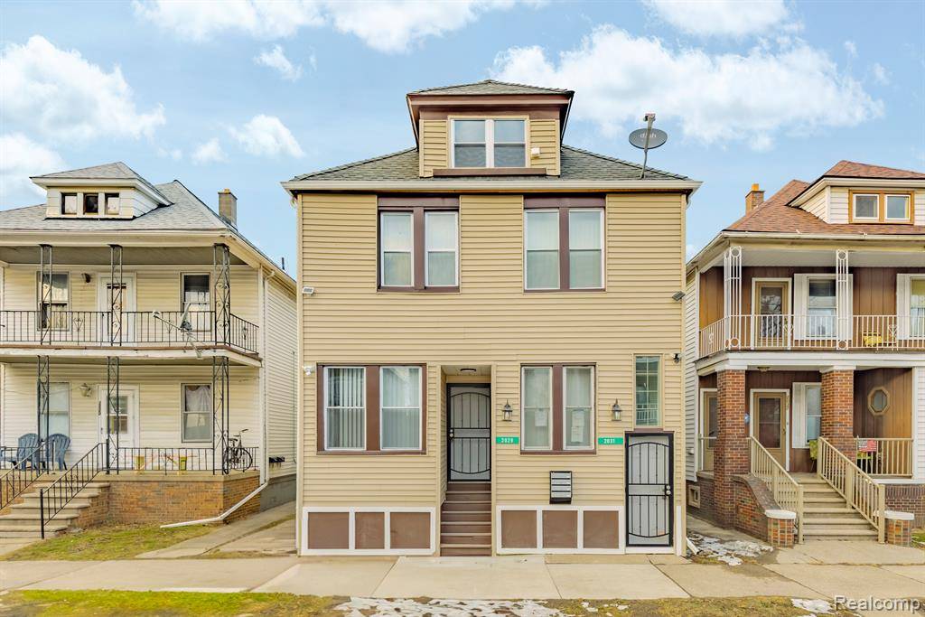 Hamtramck, MI 48212,2029 TROWBRIDGE Street