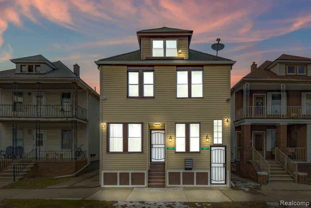 Hamtramck, MI 48212,2029 TROWBRIDGE Street