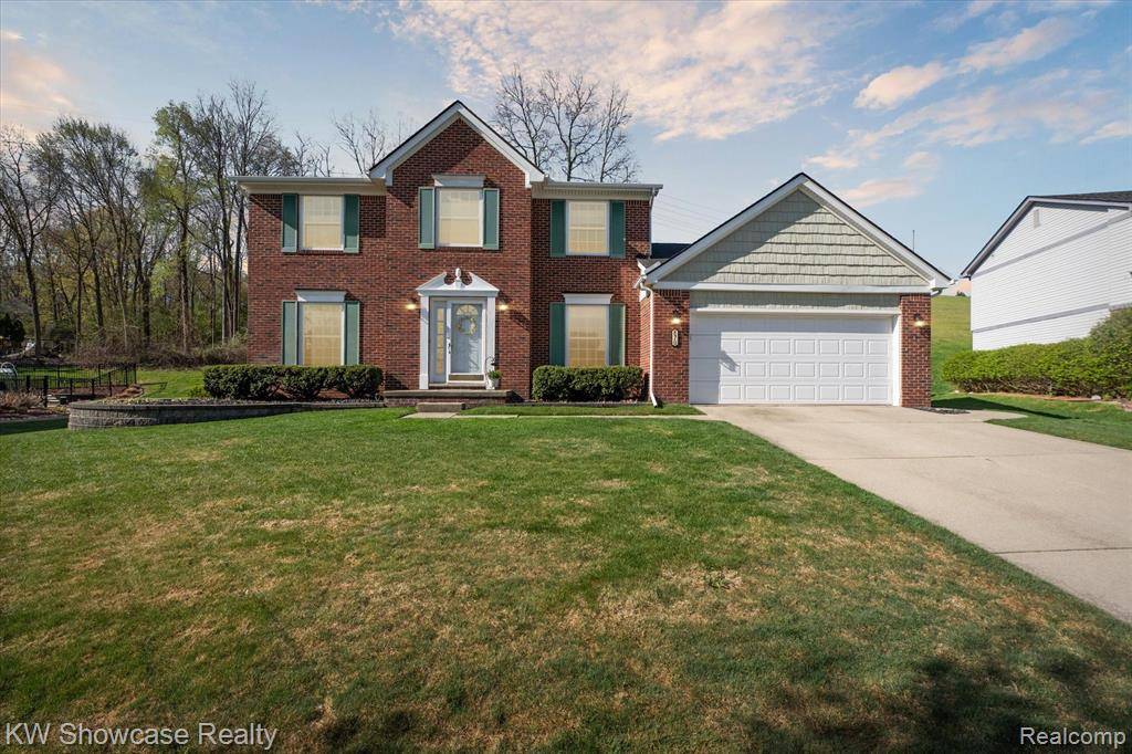 Milford Vlg, MI 48381,870 Chatham Drive