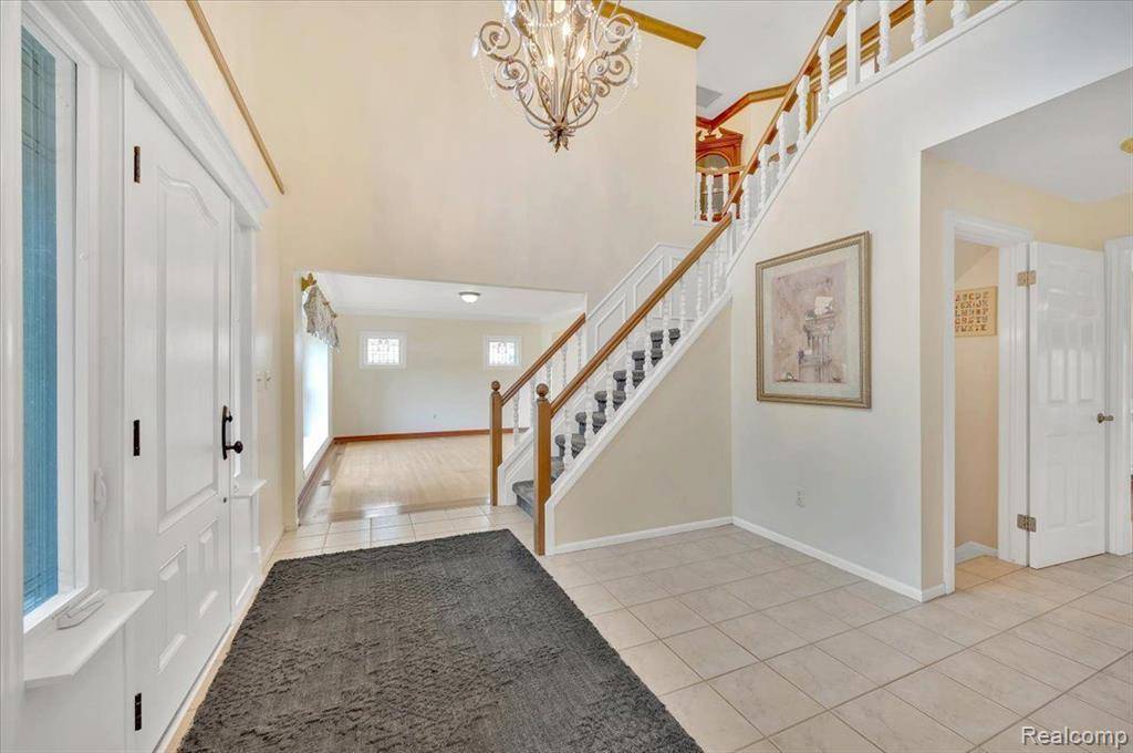 Rochester Hills, MI 48309,2485 KIMBERLY FAIR Street