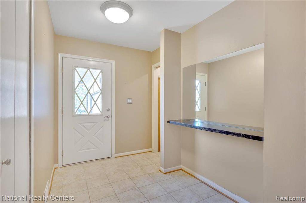 Troy, MI 48083,2946 Athena Drive