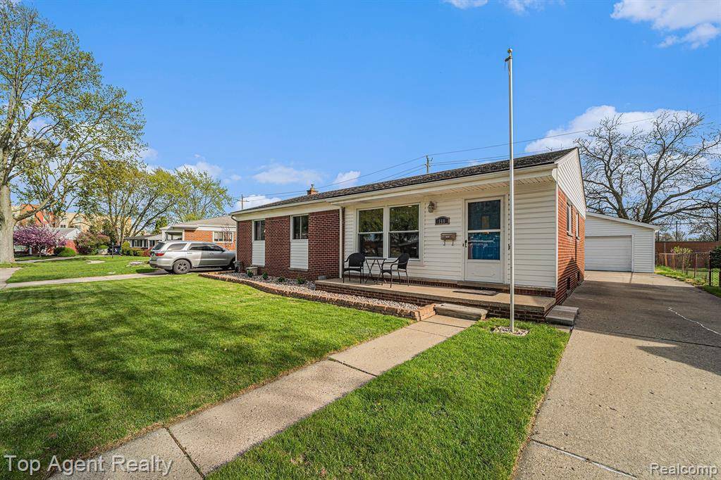 Troy, MI 48083,160 REDWOOD Drive