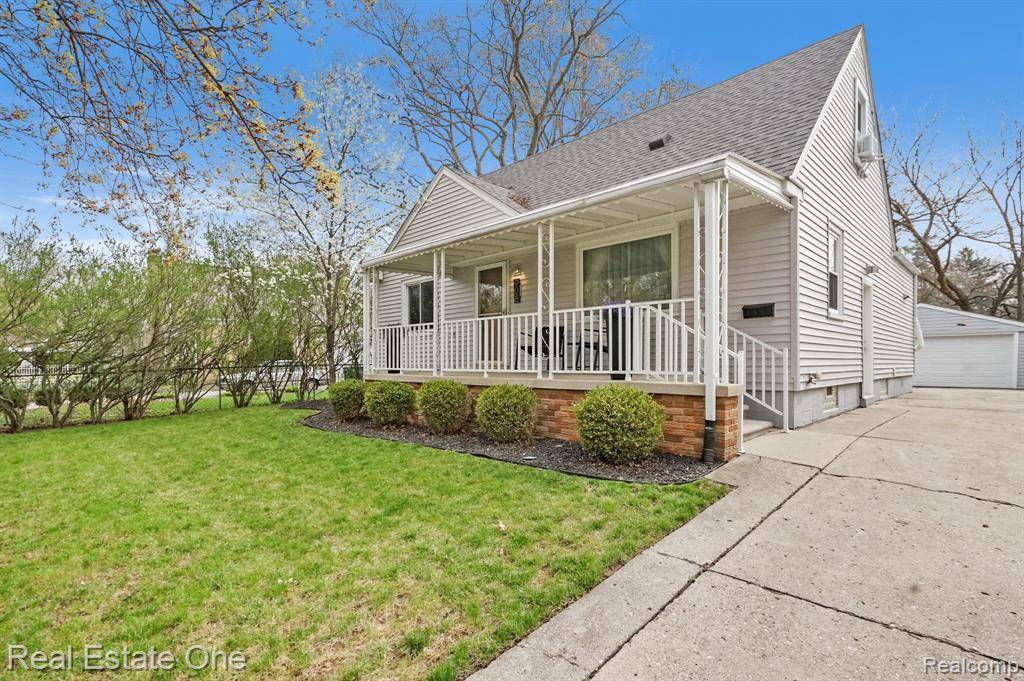 Royal Oak, MI 48067,908 N VERMONT Avenue
