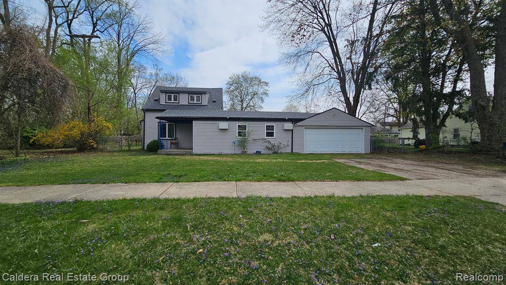 Westland, MI 48185,8732 HUGH Street