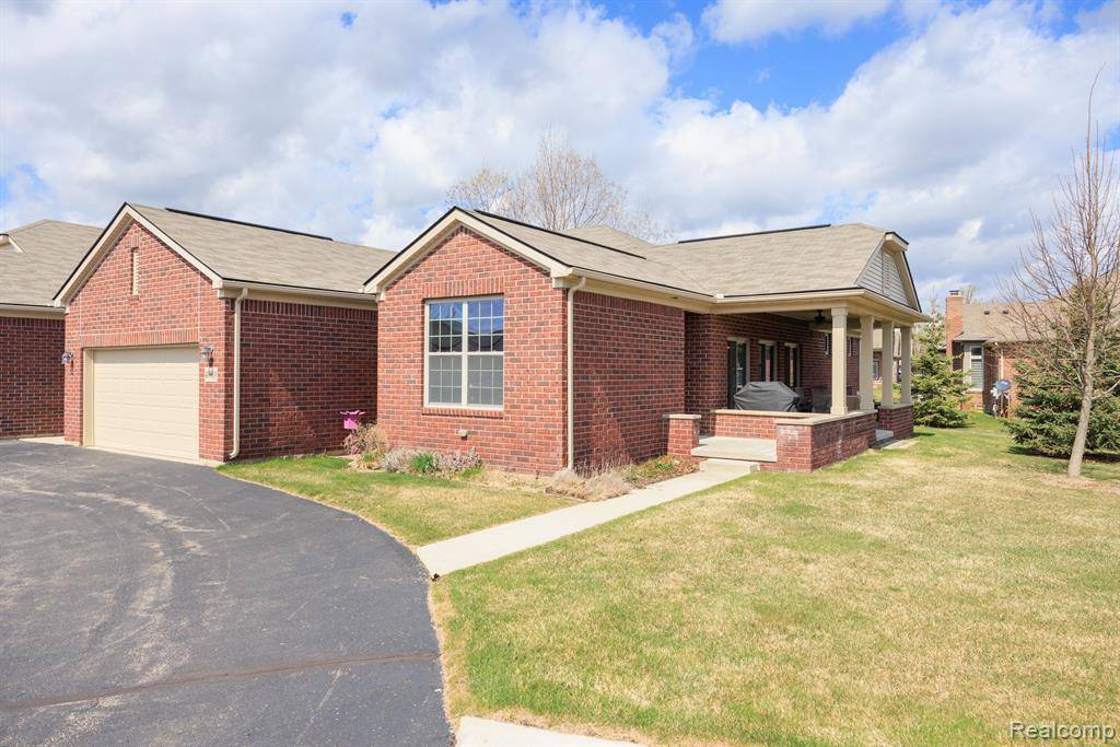 Shelby Twp, MI 48317,49969 WALTER