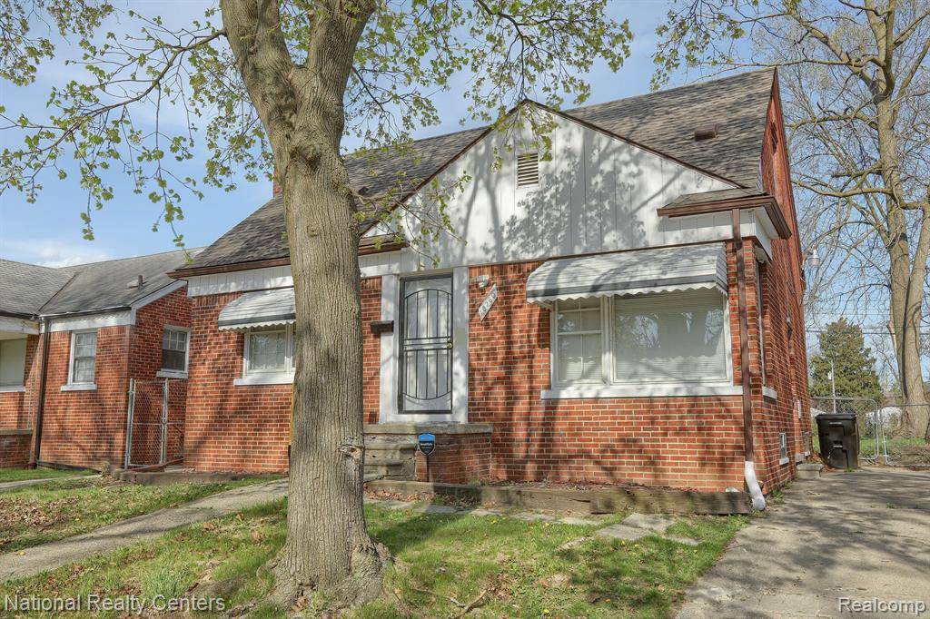Detroit, MI 48219,18260 AVON Avenue