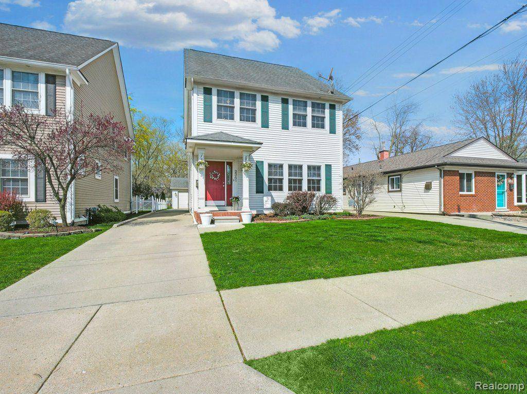 Berkley, MI 48072,2341 HAMILTON Avenue