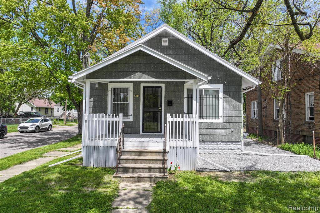 Flint, MI 48505,203 E Stewart Avenue