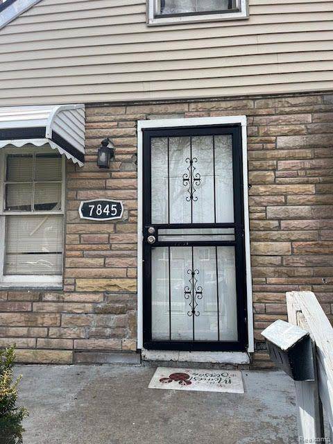 Detroit, MI 48228,7845 FAUST Avenue