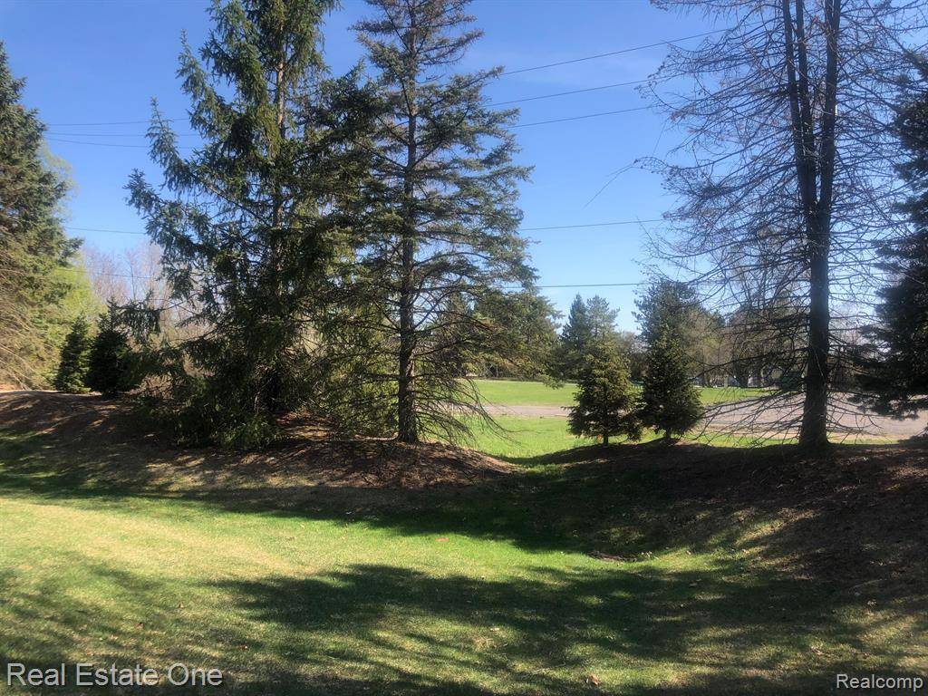 Commerce Twp, MI 48390,1130 ANDOVER Circle