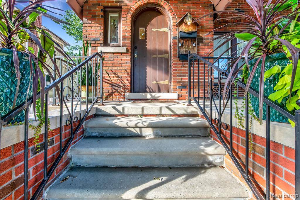 Ferndale, MI 48220,580 Withington Street
