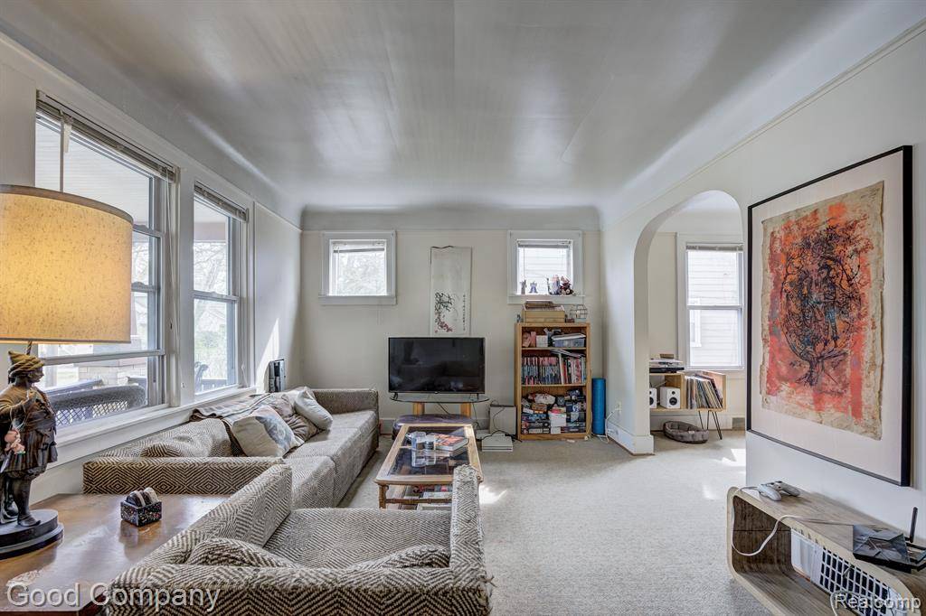 Ferndale, MI 48220,475 W BRECKENRIDGE Street