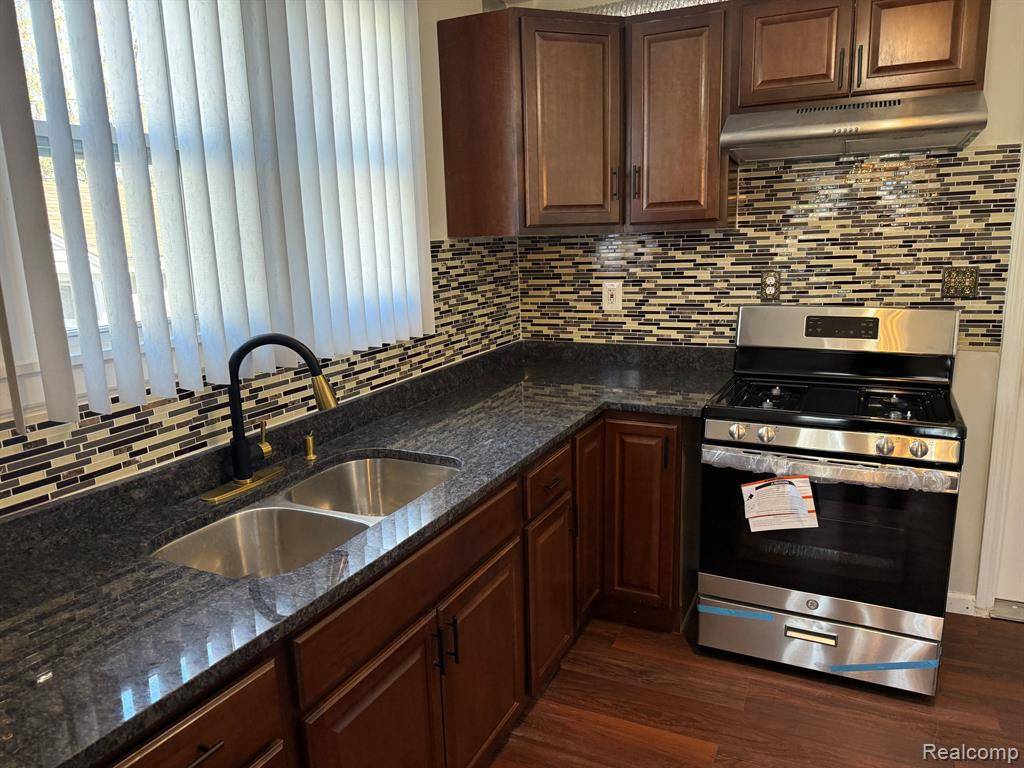 Warren, MI 48089,8419 PAIGE Avenue
