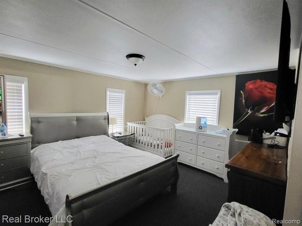 Flushing Twp, MI 48433,6448 TURNER Road