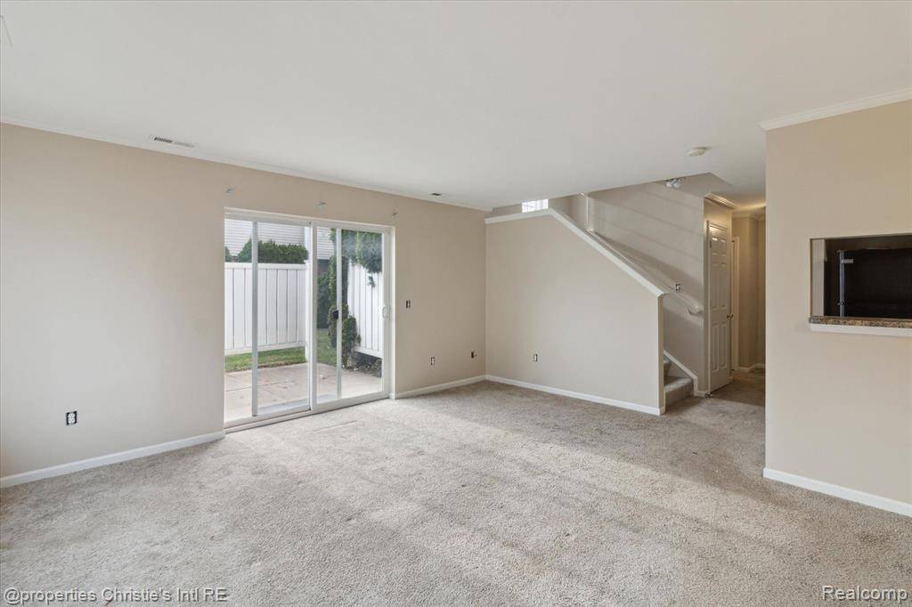 Melvindale, MI 48122,3331 WHITAKER Drive