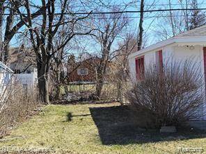 Dearborn Heights, MI 48127,6198 N ROBINDALE Avenue