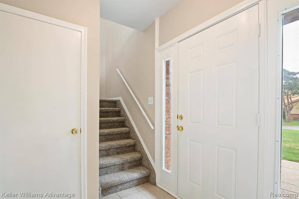 Canton Twp, MI 48187,41679 BEDFORD Drive