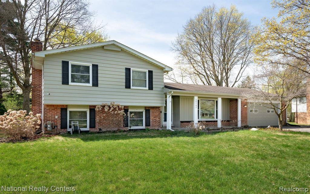 Farmington Hills, MI 48331,29742 OLD BEDFORD Street