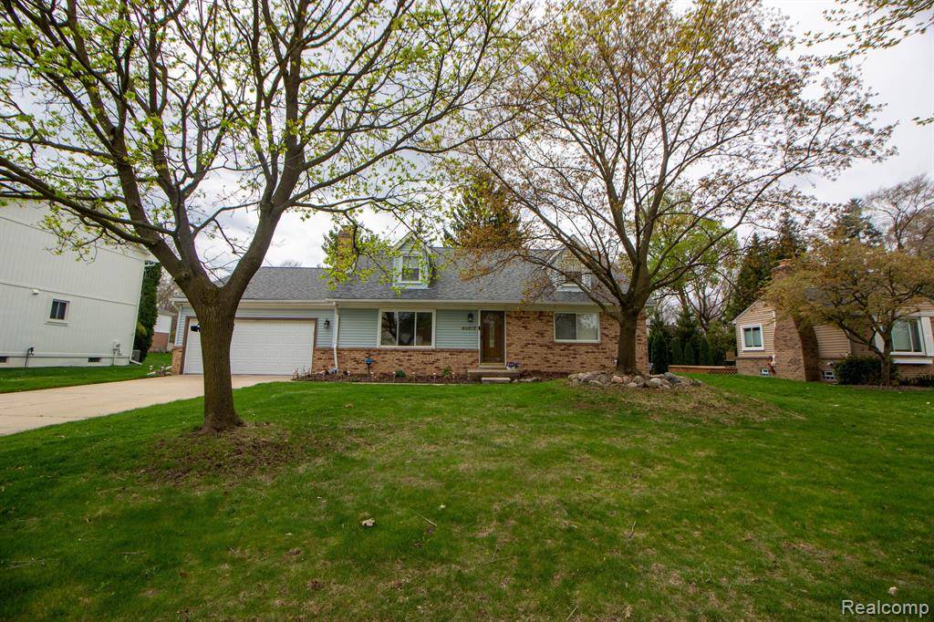 Novi, MI 48375,40317 LADENE Lane