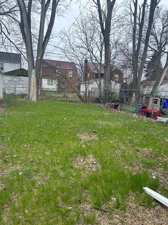 Detroit, MI 48235,19483 MEYERS Road