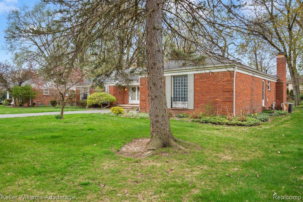 Livonia, MI 48154,16863 SHREWSBURY Street