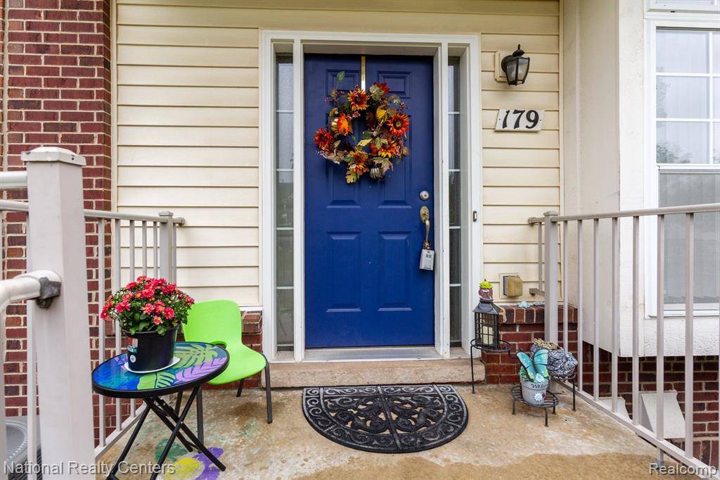 Wixom, MI 48393,179 CENTER Boulevard