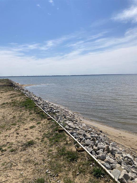 Caseville Twp, MI 48755,9859 SUNSET Boulevard