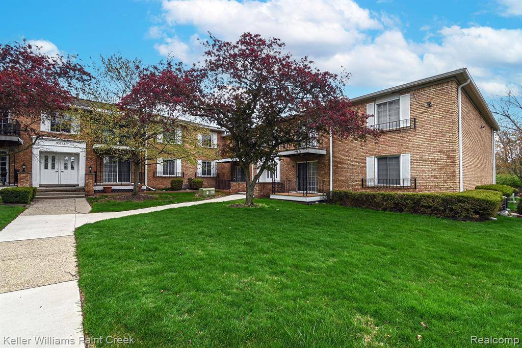 Farmington Hills, MI 48336,30739 S SHIAWASSEE Road 34